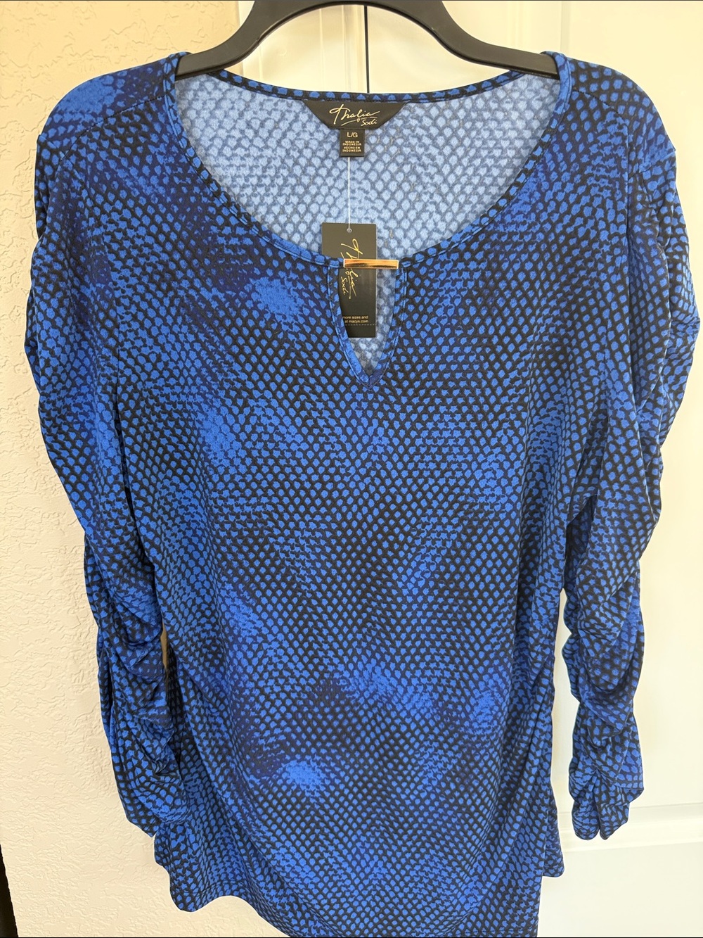 Thalia Sodi Blue and Black V-Neck Blouse